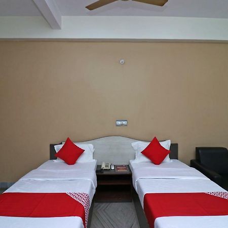 Oyo 37989 Hotel Debarshi Bānkura 외부 사진