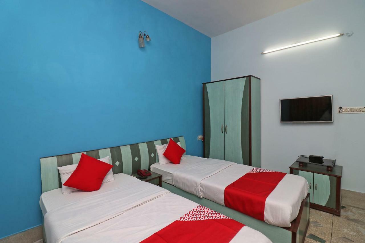 Oyo 37989 Hotel Debarshi Bānkura 외부 사진