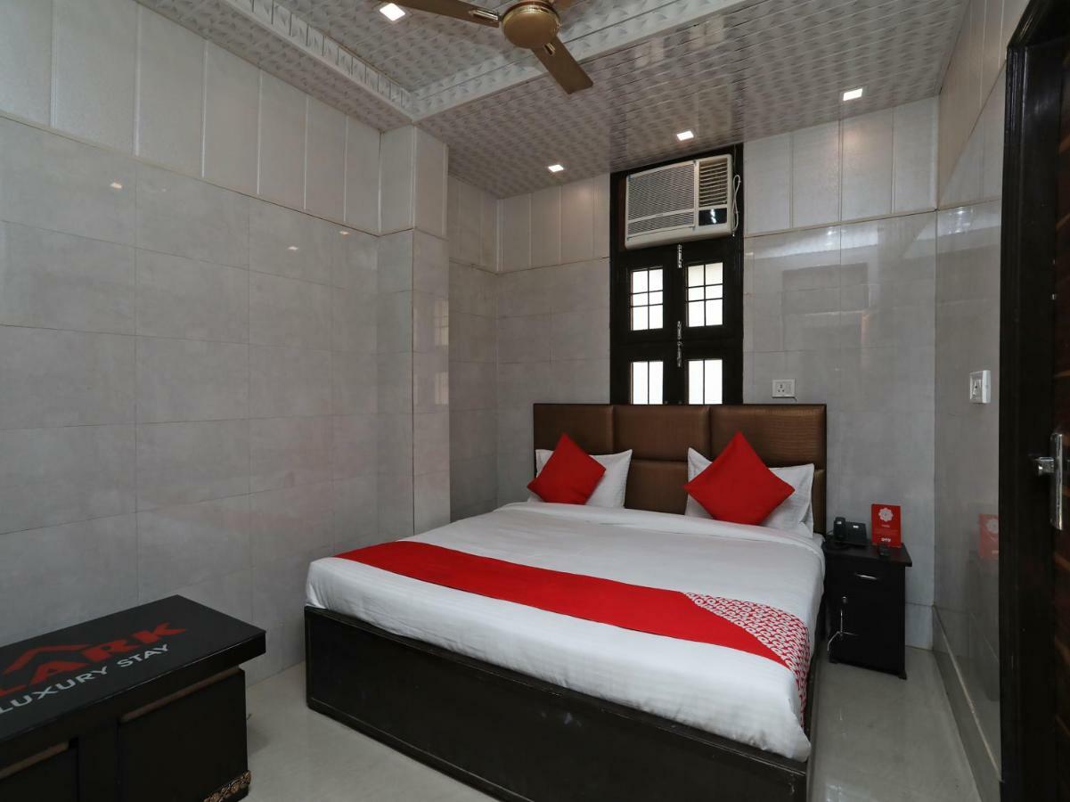 Oyo 37989 Hotel Debarshi Bānkura 외부 사진